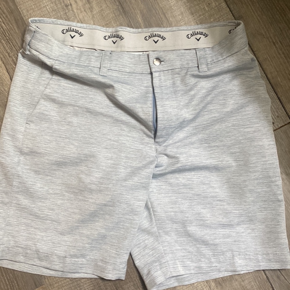 Men’s Callaway golf shorts